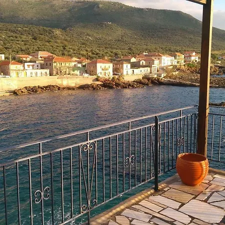 Holiday home Wheelhouse Trachila Mani Trakhila