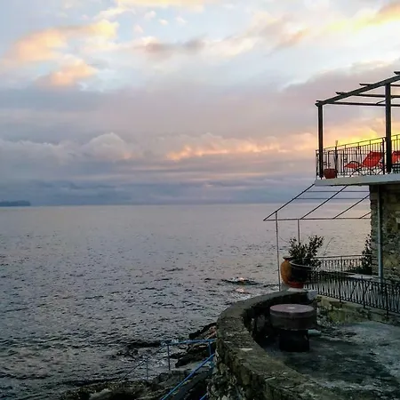 Holiday home Wheelhouse Trachila Mani Trakhila